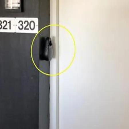 4 Person In *